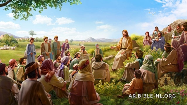الرب يسوع يبشّر في وسط الناس